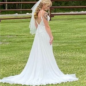 Rebecca Ingram Wedding Dress - Size 6 - Newly Dry Cleaned